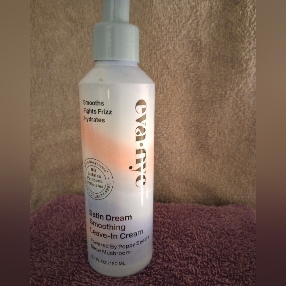 Eva-Nye Satin Dream Smoothing Leave-In Creme
